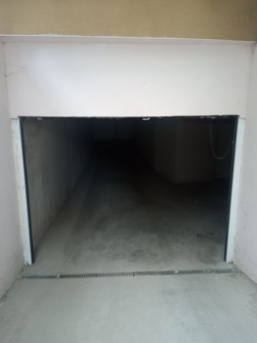 Дава се под наем Гараж / Паркомясто в София, Студентски град - 17 кв.м за 137.7 € - Снимка #3