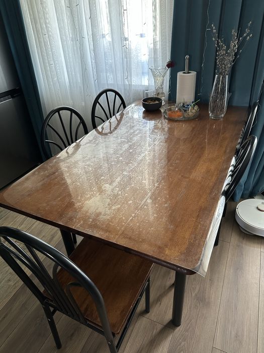 продам стол и 6 стульев