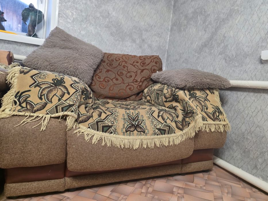 Продам диван , состояние хорошее