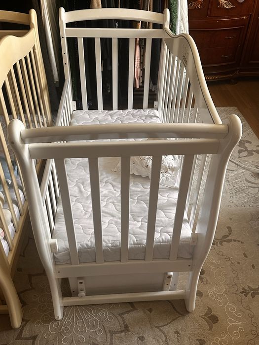 Детская кровать манеж