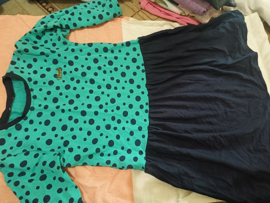 Все по 1000 тенге на девочку