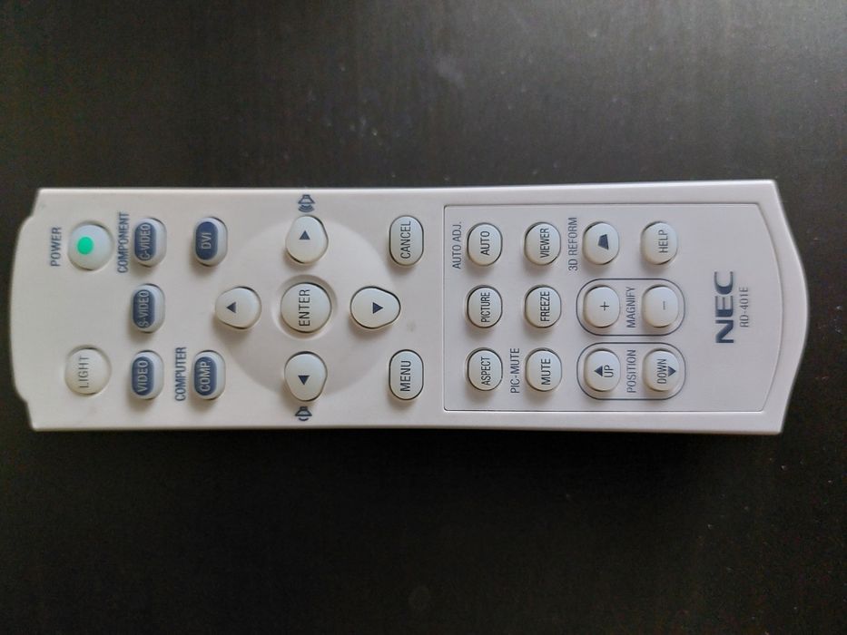 Проектор NEC ht 1100