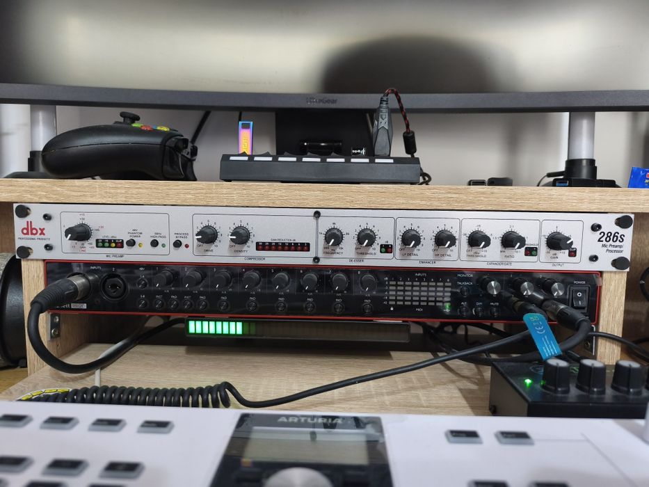 Preamplificator microfon DBX 286s