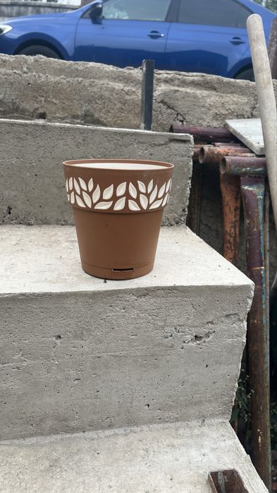Горшки цветочные