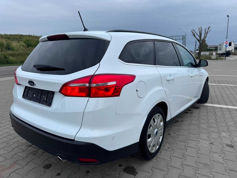 FORD Focus 2018 — imagine 3