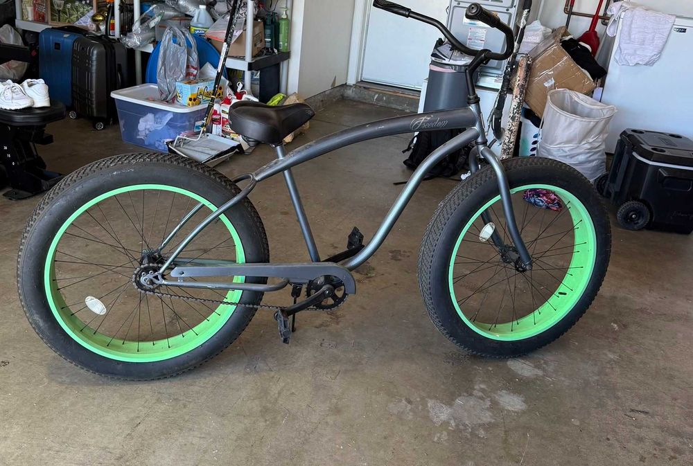 Vând bicicleta fat bike