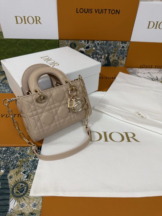 Дизайнерска дамска чантичка New Season