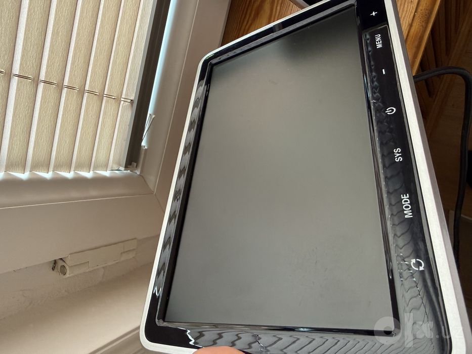 Продаю Elinz 10.1” TFT Active Headrest Car DVD Player
