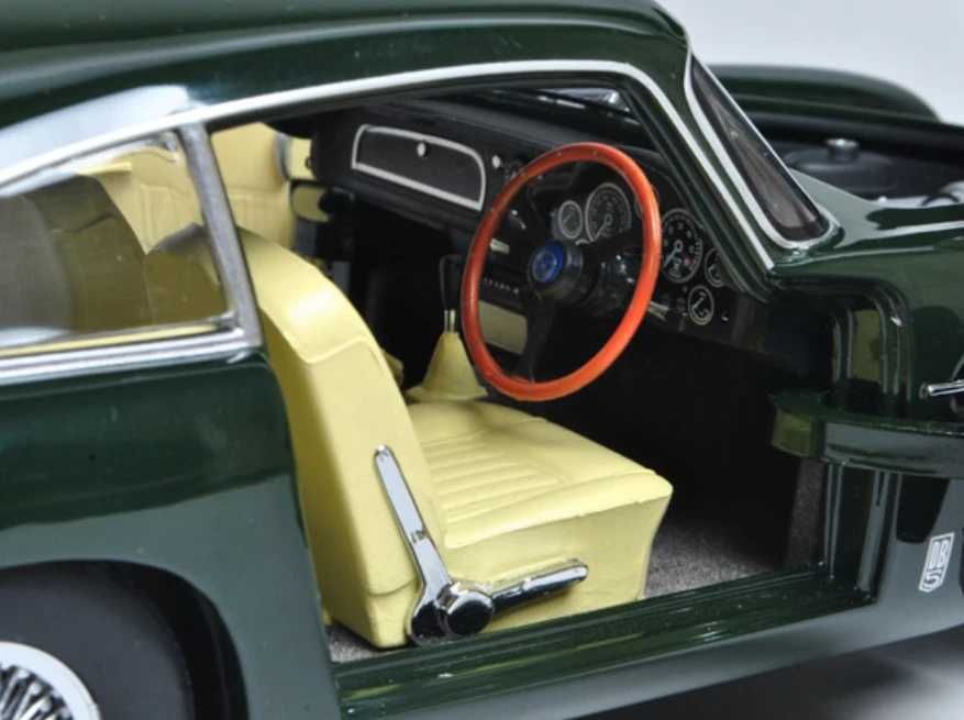 Aston Martin DB5 Sun Star 1:18