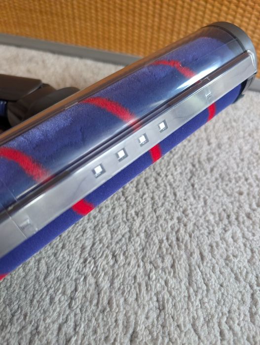 Cap de aspirare nou Soft Roller pentru Dyson V8 FluffyCompatibil cu modelele de aspiratoare verticale fără fir Dyson V7, V8, V10 şi V11.

Acest acceso