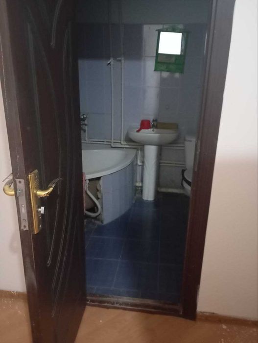 Квартира узоқ муддатга оилага ижарага берилади