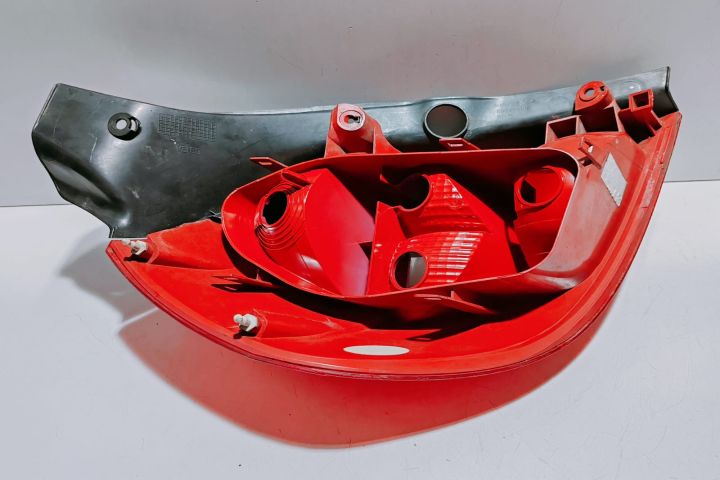 Stop  tripla dreapta 89035080 Renault Clio a 3-a generatie