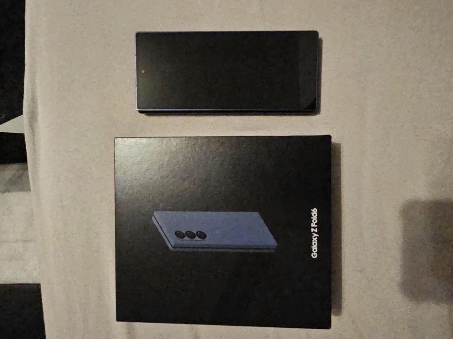 Samsung Galaxy Z Fold 6