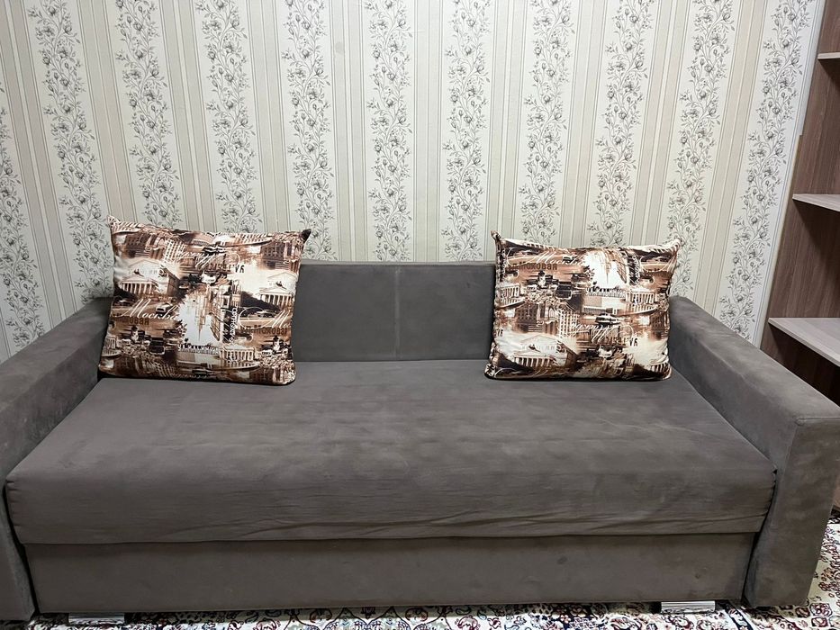 Продам диван в хорошем состоянии