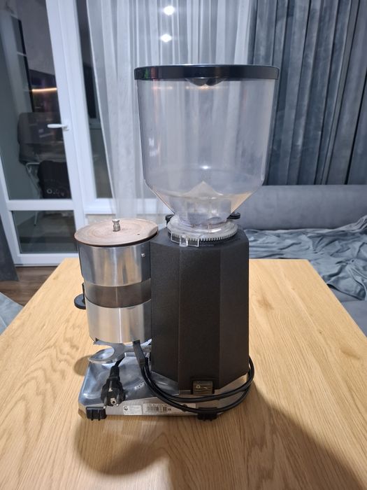 Кафе мелачка Fiorezato