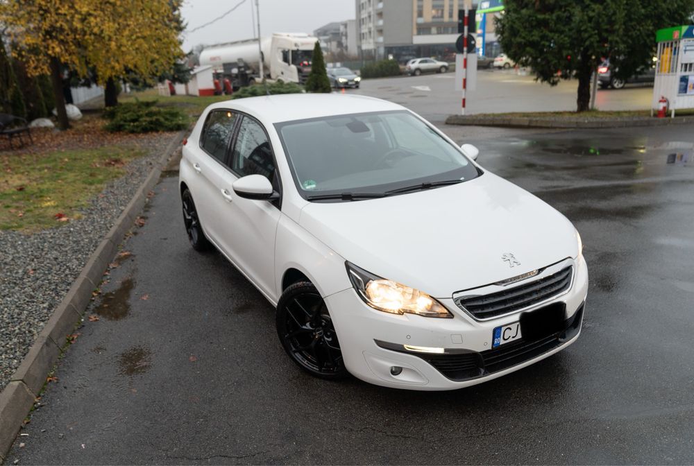 Peugeot 308 benzina
