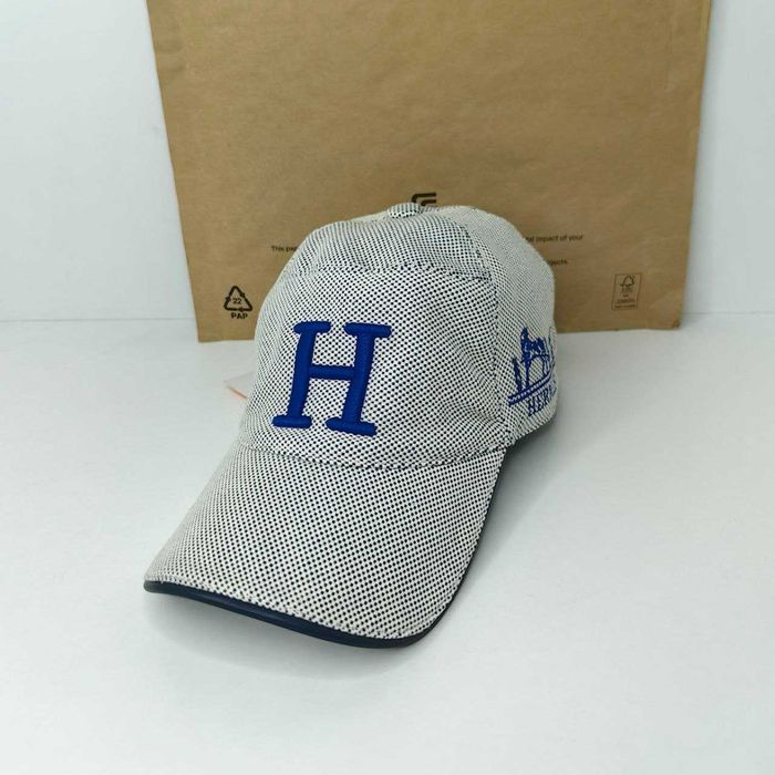 Шапка H cut  hat