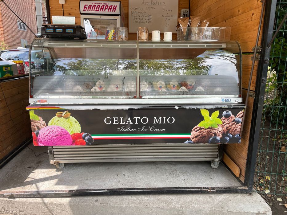 Витрина за сладолед