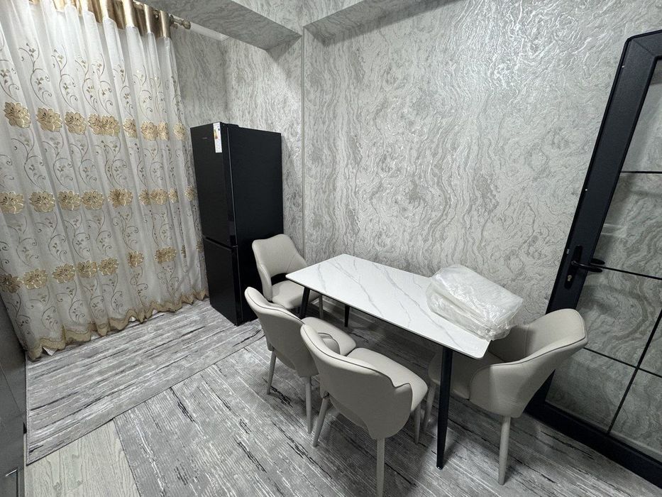 Сергели янги уй 1²-хона,оилага берилади.