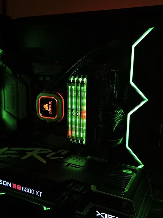 Intel Core 19-9900K +  32gb ddr4 рам + Дъно MSI MAG Z390 Tomahawk 

​8