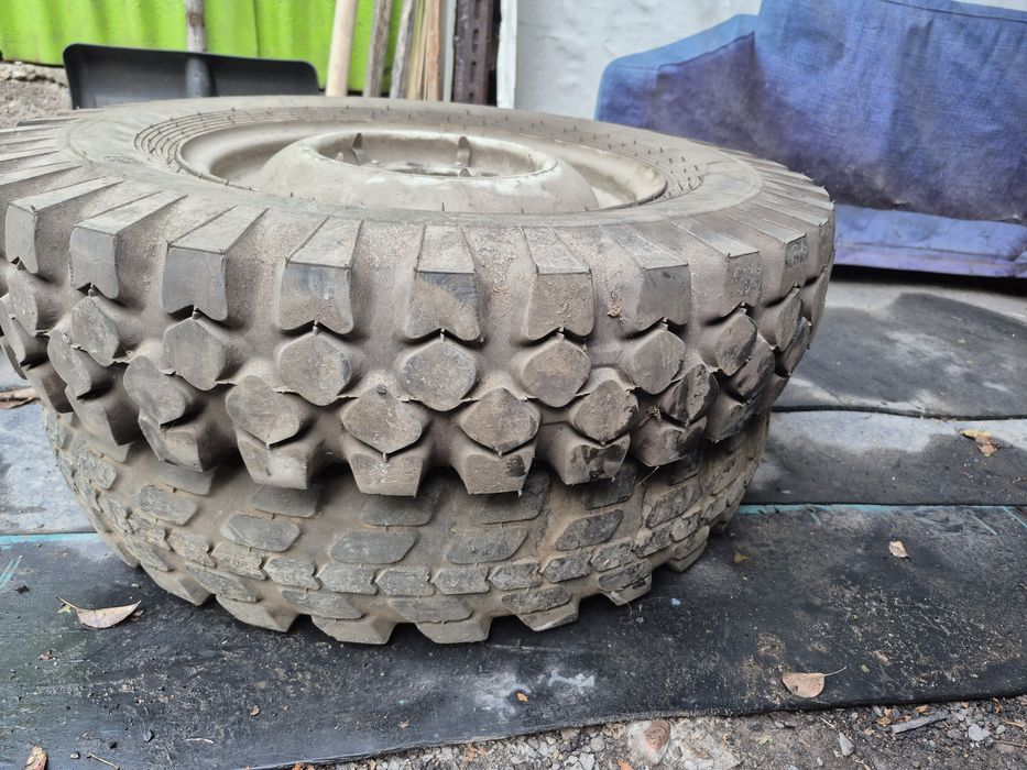 Резина на дисках R15 2шт