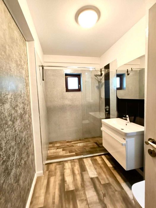 Direct proprietar închiriez apartament 2 camere parcare inclusa  zona Băneasa - Sisesti - View 6