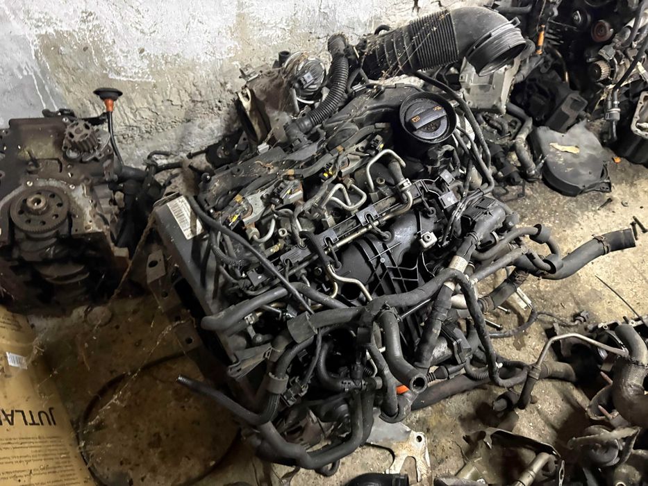 Двигател мотор cfg ауди кю3 q3 audi