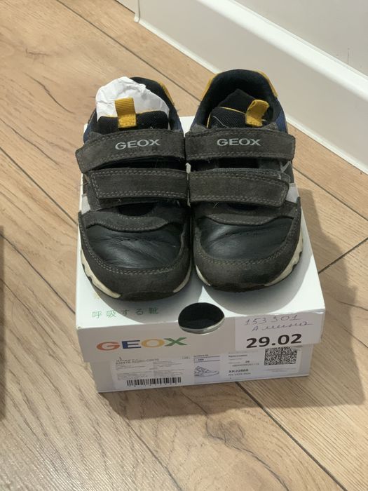 Кроссовки geox 26 размер
