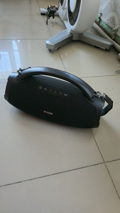 Продам колонку бумбокс срочно