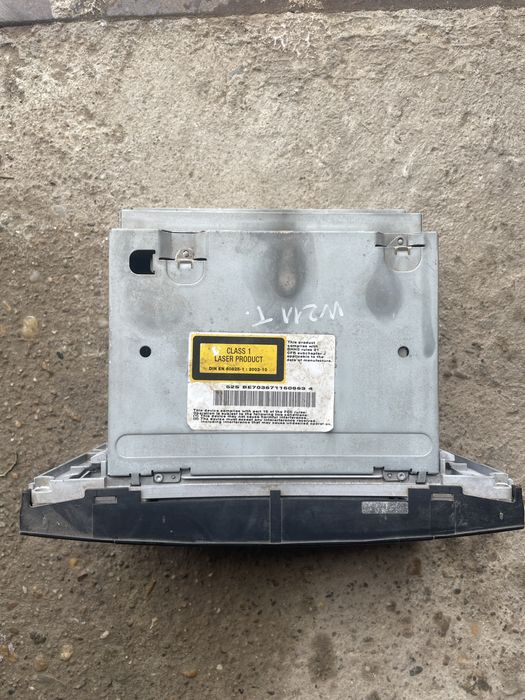 Радио-CD player за Mercedes E-Class W211