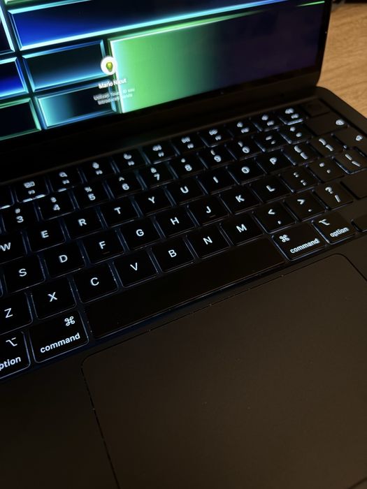 MacBook Air 13” M2 16GB RAM GARANȚIE