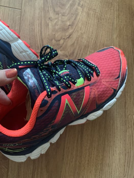 Дамски маратонки Neu Balance 37 номер