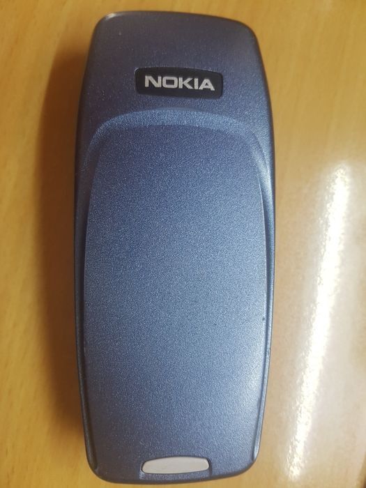 Impecabil Nokia 3410 si altele