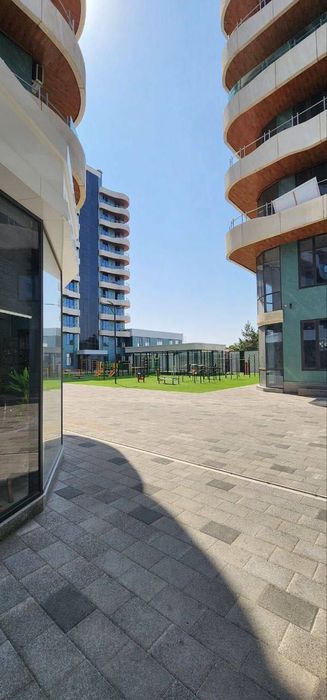 Modern Stroy Продаеся 4 комнатная квартира ул.Уста Ширин, ТРЦ Малика