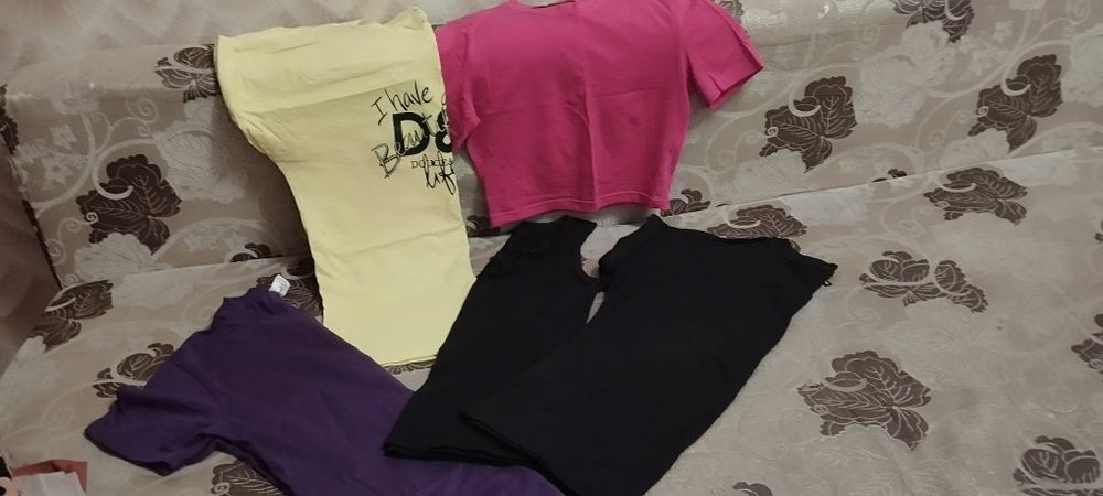 Отдам женские вещи