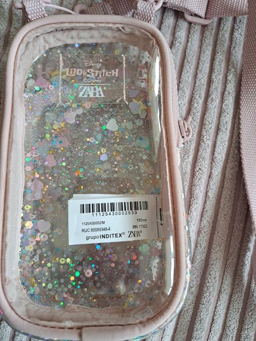 Плюшени играчки 2 блузи ( zara)несесер  Стич .Чанта(zara)