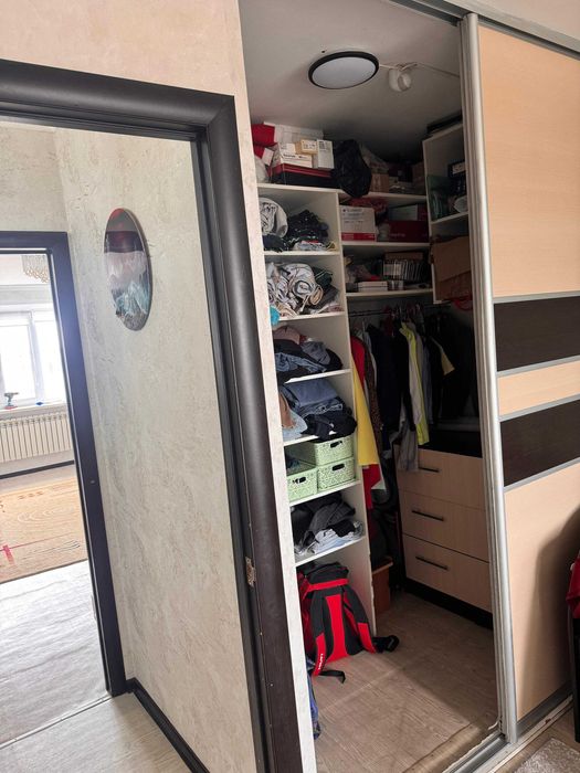 продается 2 комнатная квартира