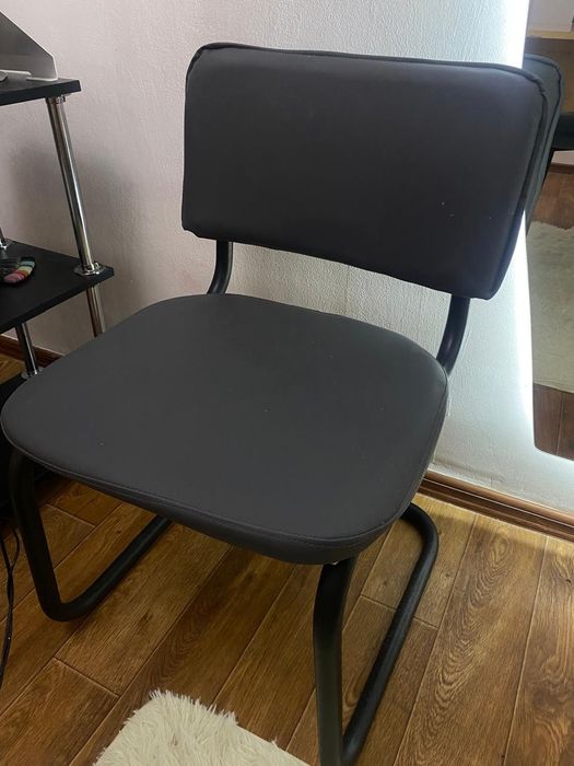 Продаётся стульчик