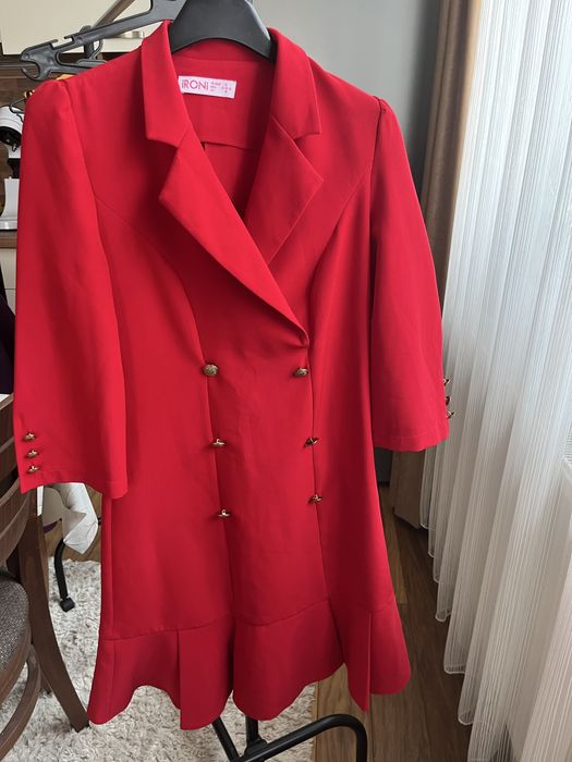 #Рокля #IRoni #код #червено