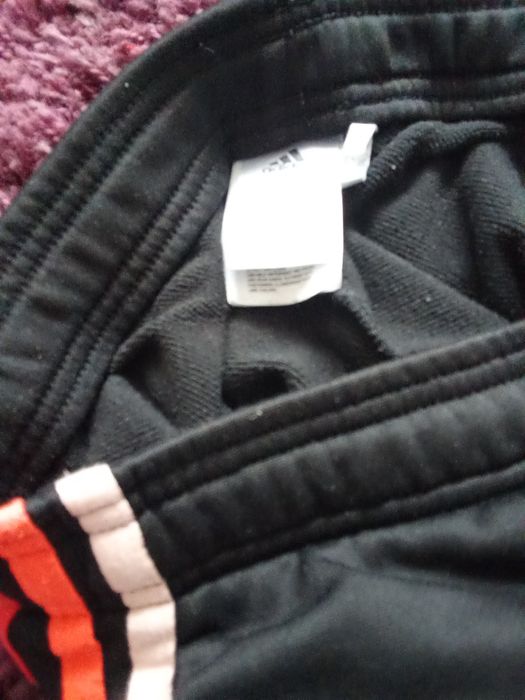 Pantaloni damă originali Adidas.