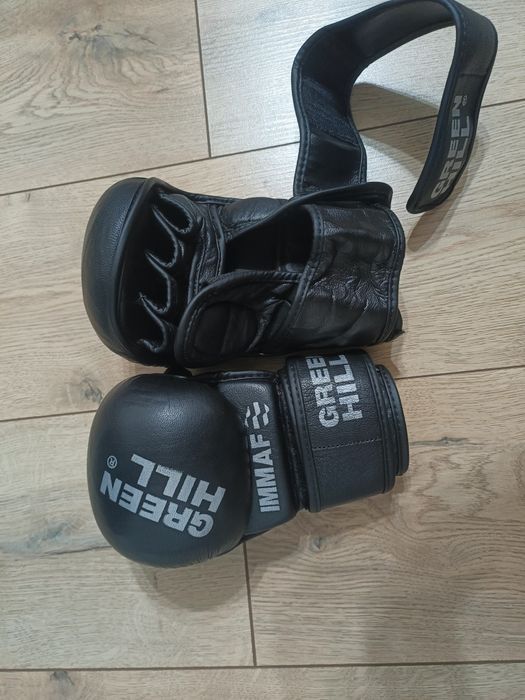 перчатки для мма