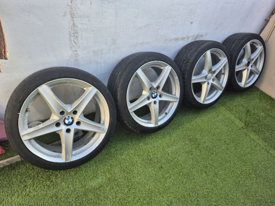 Jante BMW pe 18 anvelope iarnă 5F10 3 F30 1 F20 X1 X3  roti jenti