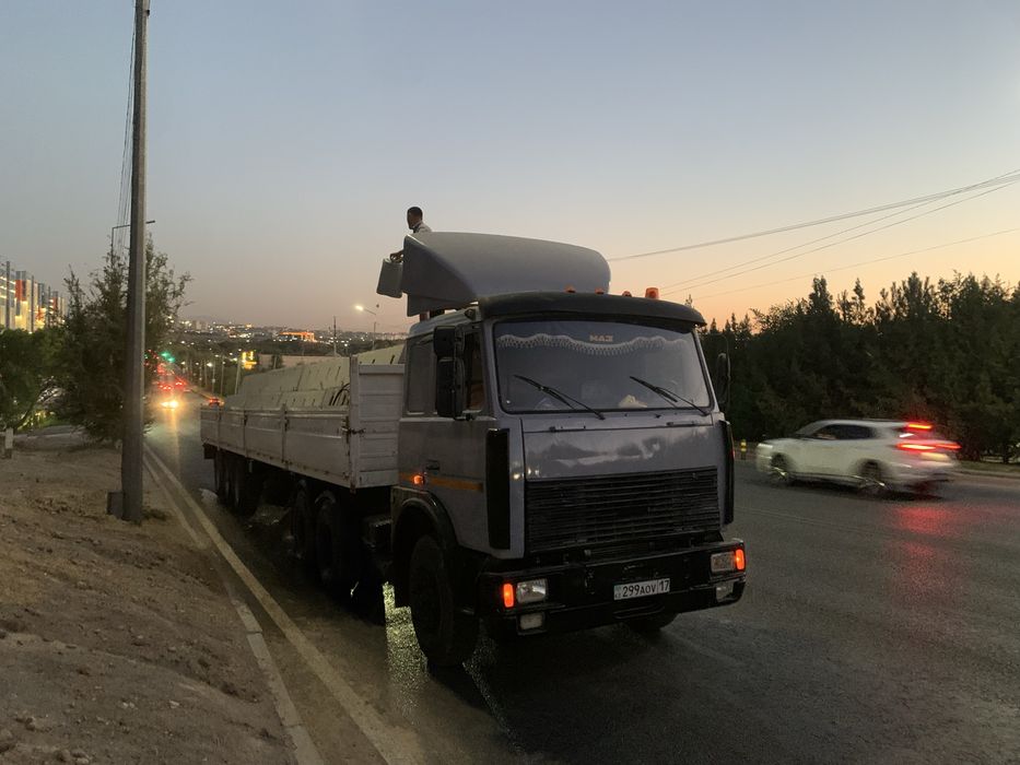 Продаётся Тягач