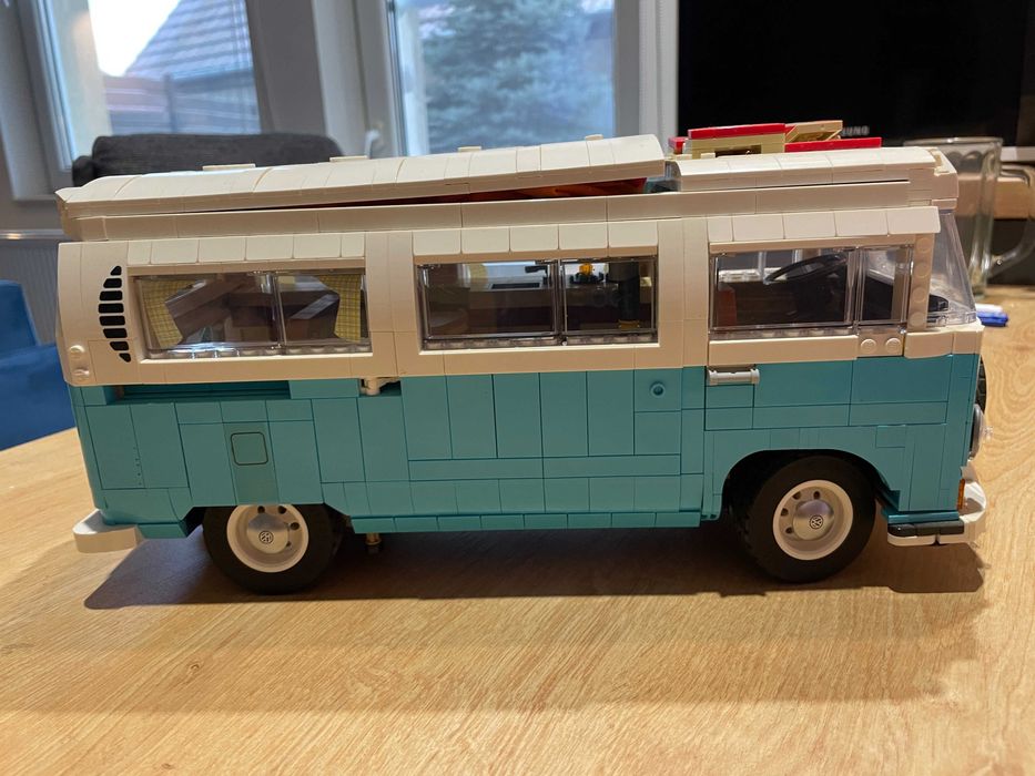 Mașinuță LEGO Volkswagen T2 Camper Van (VW “bully”) - Icons 10279