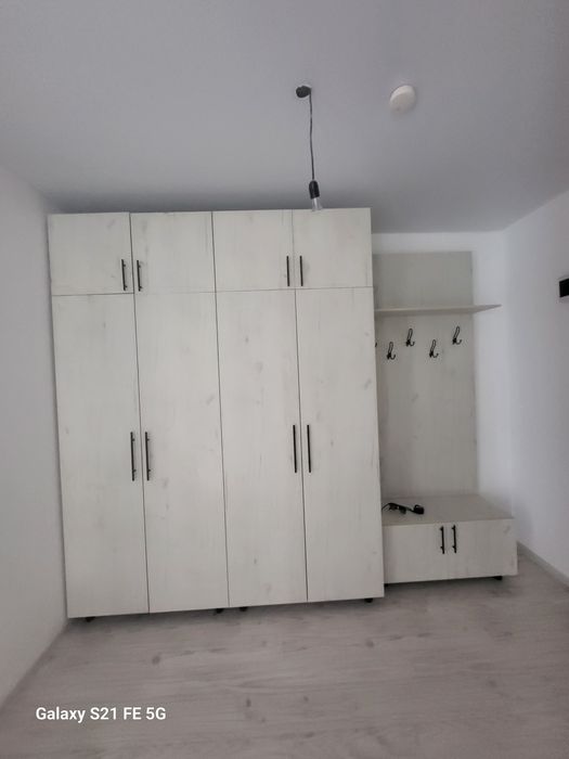 Продам кухонный гарнитур 2 мет