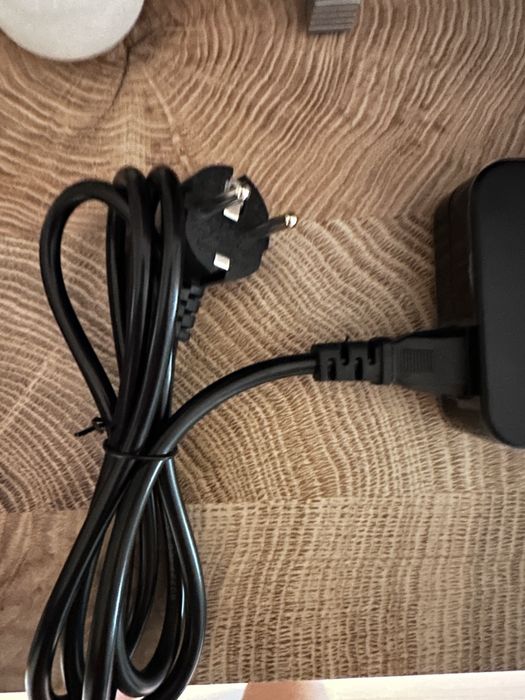 Adaptor alimentare ToolkitRC ADP100 20V 5A (100W) – Nou