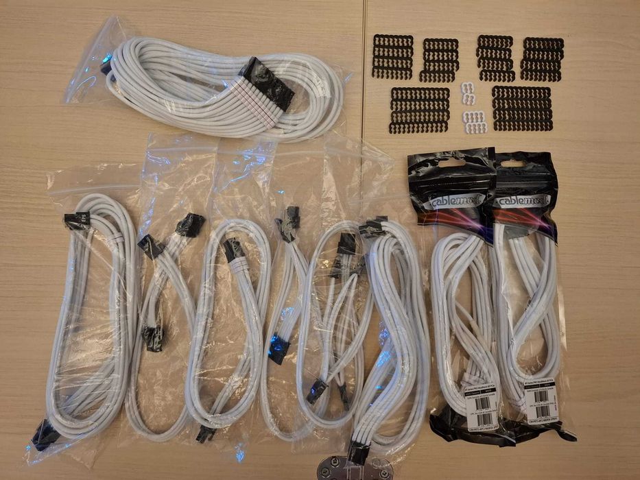 PC:Corsair/EKWB/CableMod/Thermaltake/Aquacomputer/FractalDesign/HyperX