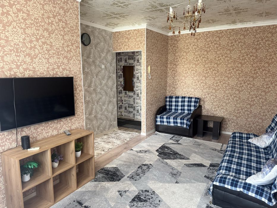 2 комнатная в центре посуточно