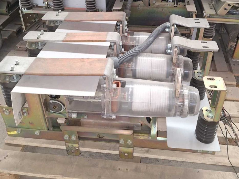 Выключатели вакуумные