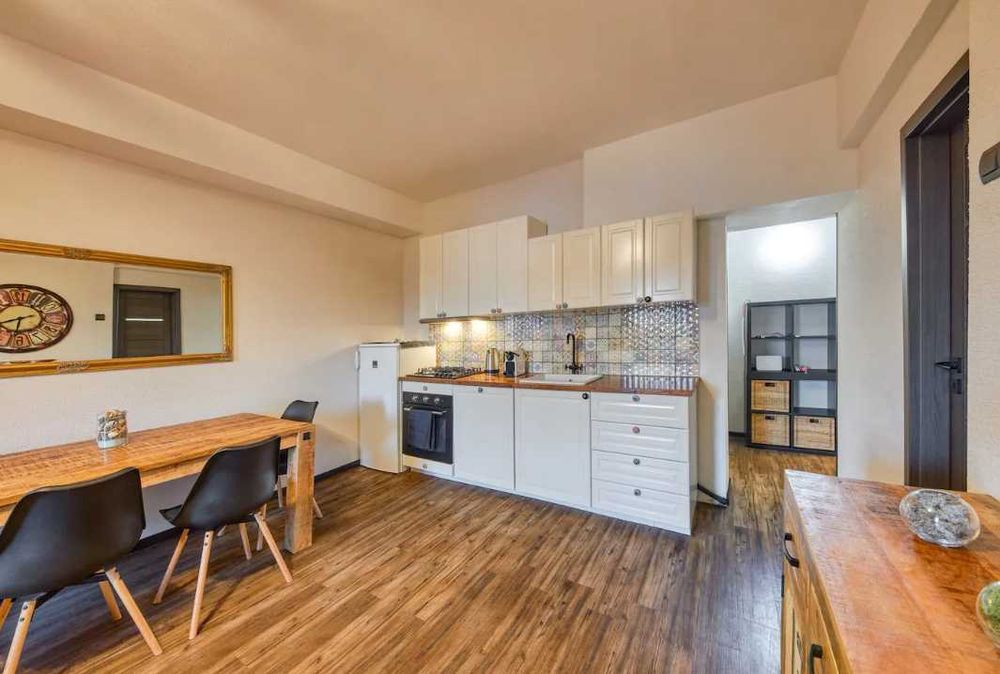 Дава се под наем Тристаен апартамент в Пловдив, Мараша - 101 кв.м за 395 € - Снимка #5